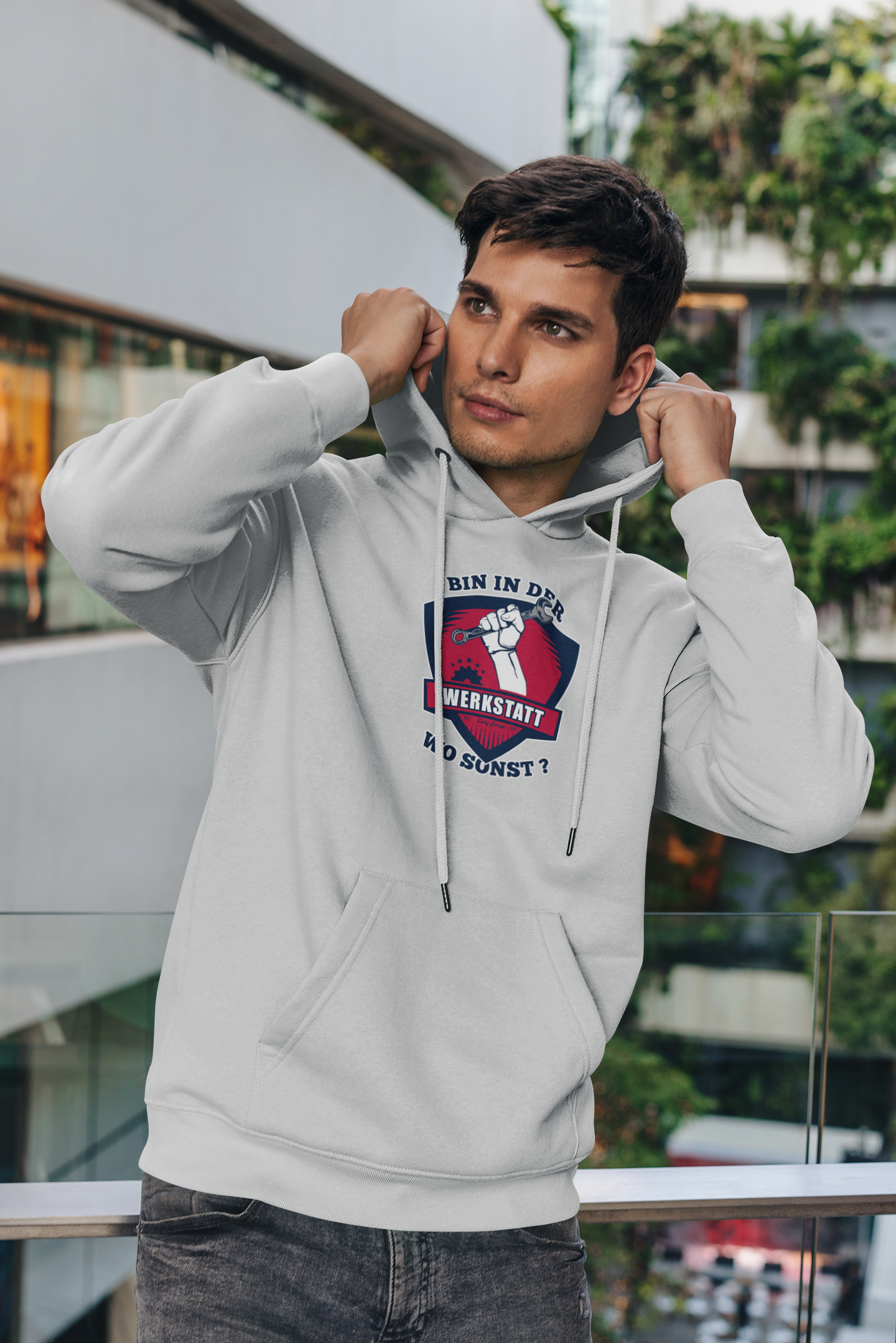 Bin in der Werkstatt, wo sonst? - Unisex Organic Hoodie