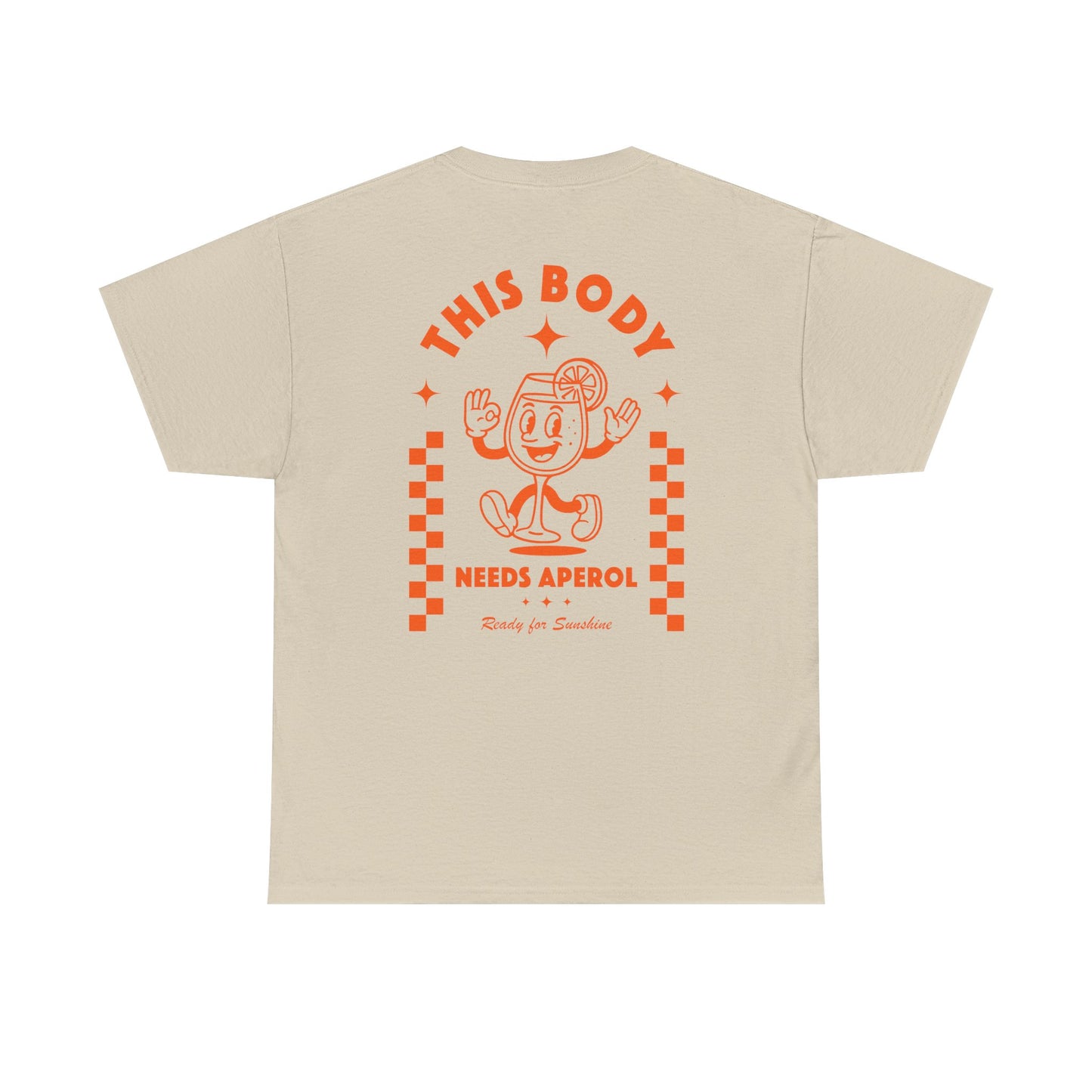 This Body Needs Aperol Shirt Backprint • Sommer T Shirt Spruch • Aperitivo Outfit für Urlaub Party und Strandtage • Geschenk für Aperol Fans