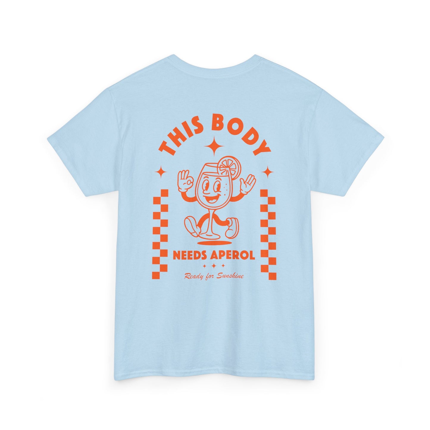This Body Needs Aperol Shirt Backprint • Sommer T Shirt Spruch • Aperitivo Outfit für Urlaub Party und Strandtage • Geschenk für Aperol Fans